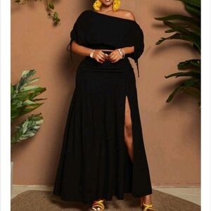 NWOT Elegant Black Off-Shoulder Top and Side Slit Skirt Co-ord Set 🖤